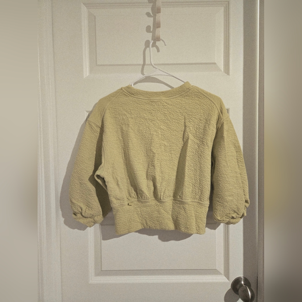 Lululemon Textured  Top - Picture 6 of 7
